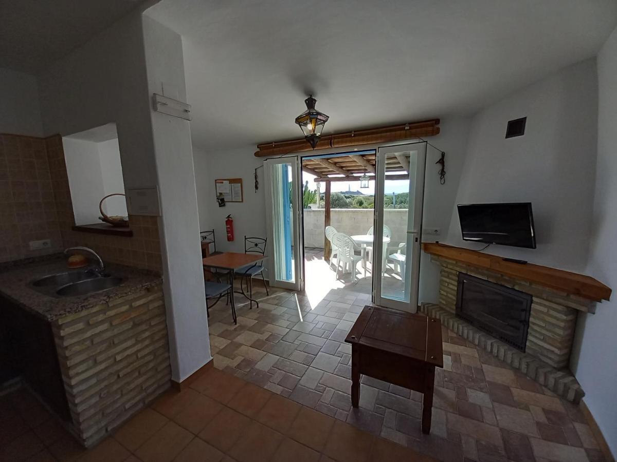 Apartamentos Cala Isabel Zahora Buitenkant foto